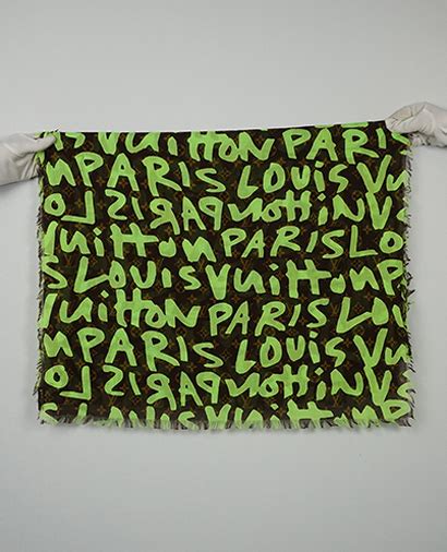 lv graffiti scarf|Louis Vuitton’s Stephen Sprouse Collaboration Turns 20—And.